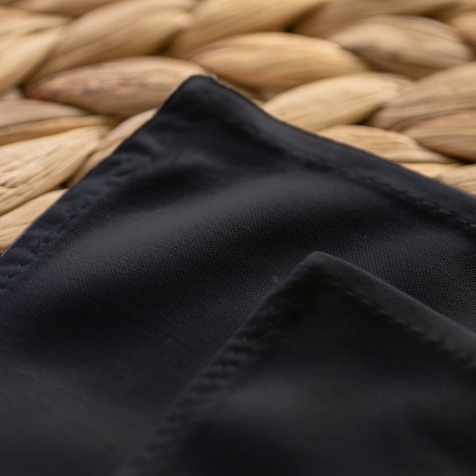 Schwarze Stofftaschentücher aus Bambusfaser (ab 3 Stück)